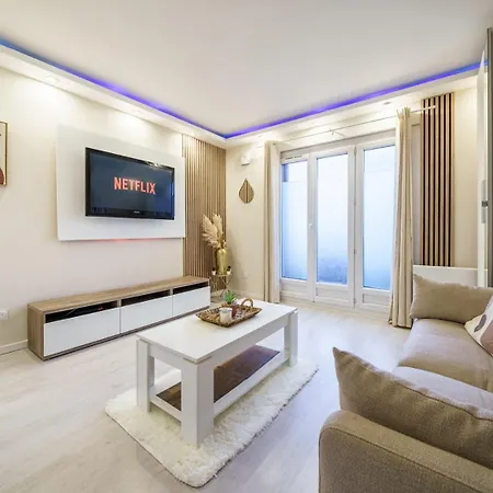 Neuf Cosy, Cinema Room, Moderne Avec Fibre, Gare Rer C Apartment Bretigny-sur-Orge