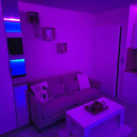 Neuf Cosy, Cinema Room, Moderne Avec Fibre, Gare Rer C